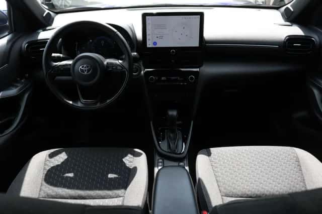 Toyota Yaris Cross (2025) thumbnail 5