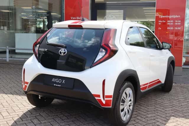 Toyota Aygo X (2025) thumbnail 5