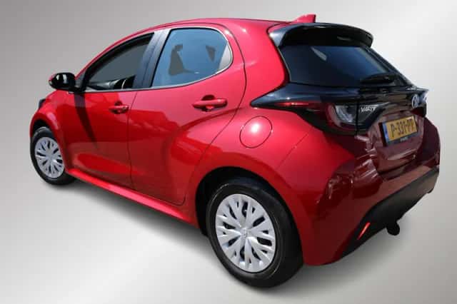Toyota Yaris (2022) thumbnail 6