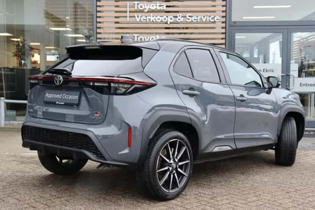 Toyota Yaris Cross (2025) thumbnail 4