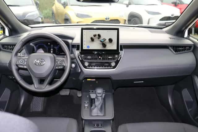 Toyota Corolla Cross (2026) thumbnail 3