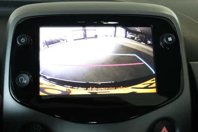 Toyota Aygo (2022) thumbnail 6