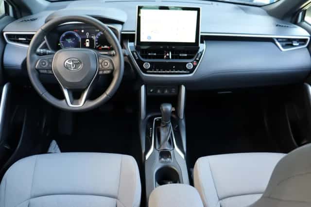 Toyota Corolla (2025) thumbnail 5