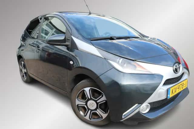 Toyota Aygo (2016) thumbnail 6