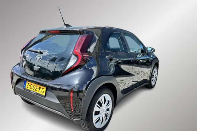 Toyota Aygo X (2024) thumbnail 2