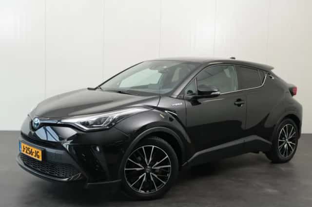 Toyota C-HR (2020) thumbnail 2