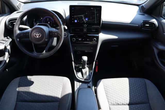 Toyota Yaris Cross (2026) thumbnail 3