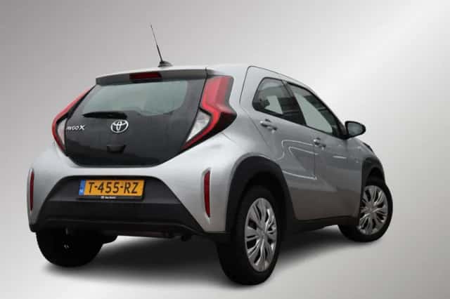 Toyota Aygo X (2023) thumbnail 2