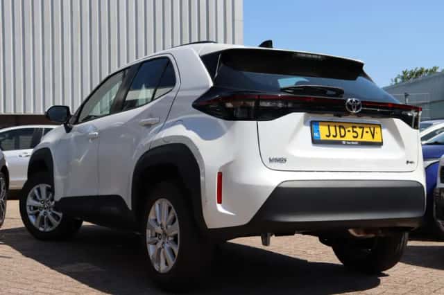 Toyota Yaris Cross (2025) thumbnail 5
