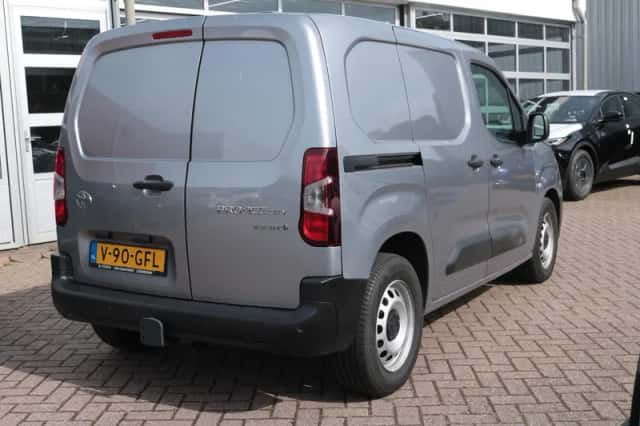 Toyota Proace (2024) thumbnail 2