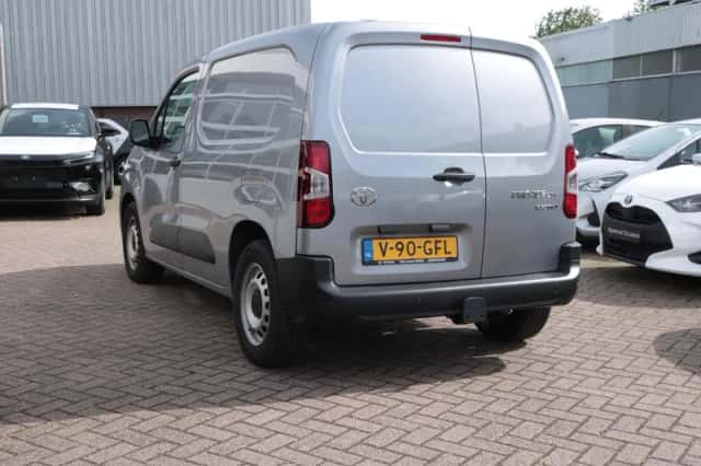 Toyota Proace (2024) thumbnail 6