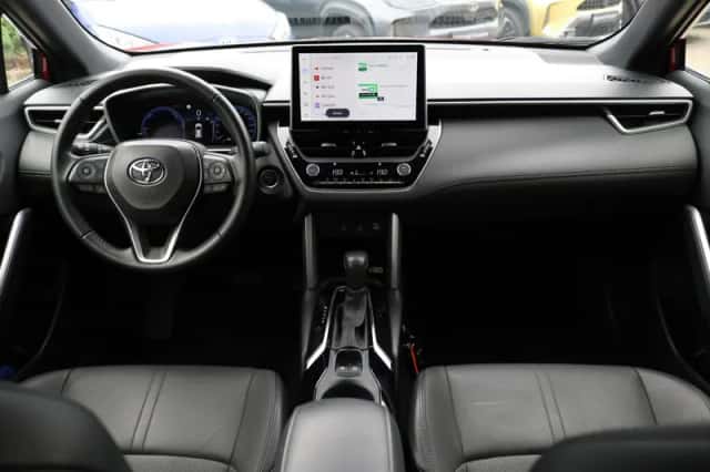 Toyota Corolla Cross (2023) thumbnail 3