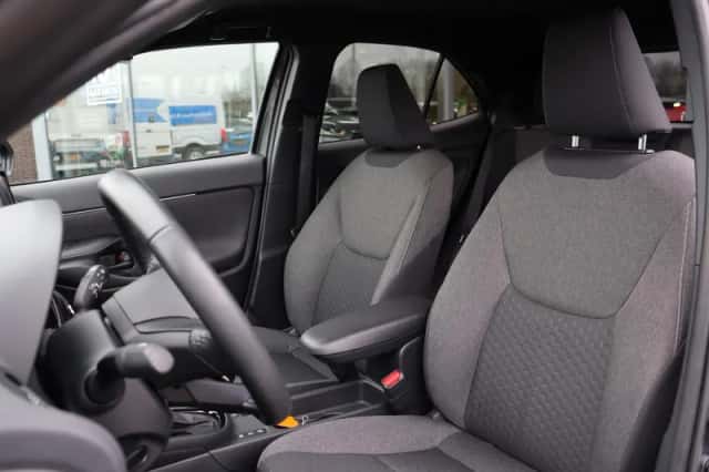 Toyota Yaris Cross (2026) thumbnail 5