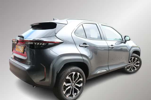 Toyota Yaris Cross (2025) thumbnail 2