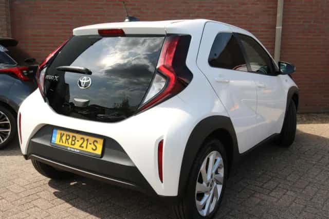 Toyota Aygo X (2025) thumbnail 2