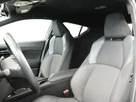 Toyota C-HR (2023) thumbnail 25