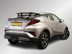 Toyota C-HR (2020) thumbnail 2