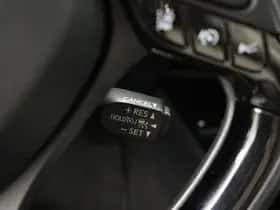 Toyota C-HR (2020) thumbnail 15