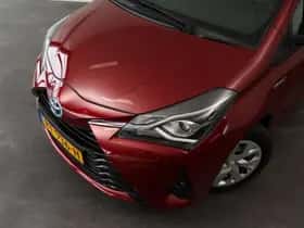 Toyota Yaris (2018) thumbnail 13