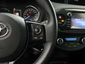 Toyota Yaris (2018) thumbnail 22