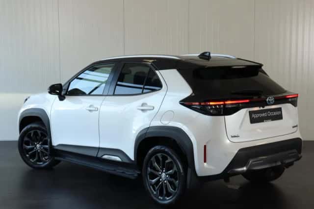 Toyota Yaris Cross (2022) thumbnail 4