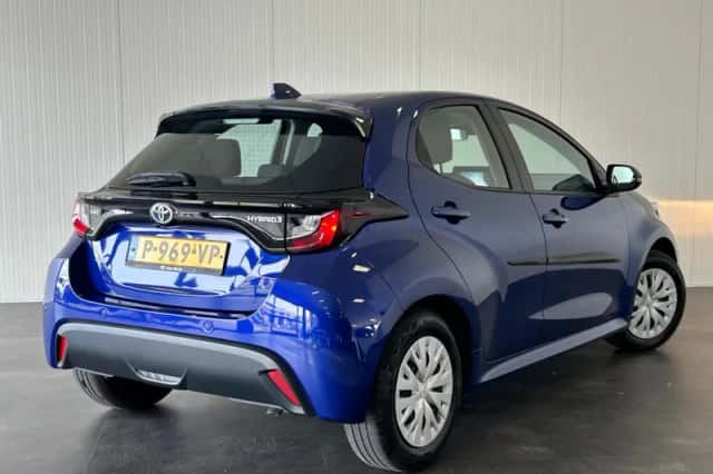 Toyota Yaris (2022) thumbnail 6