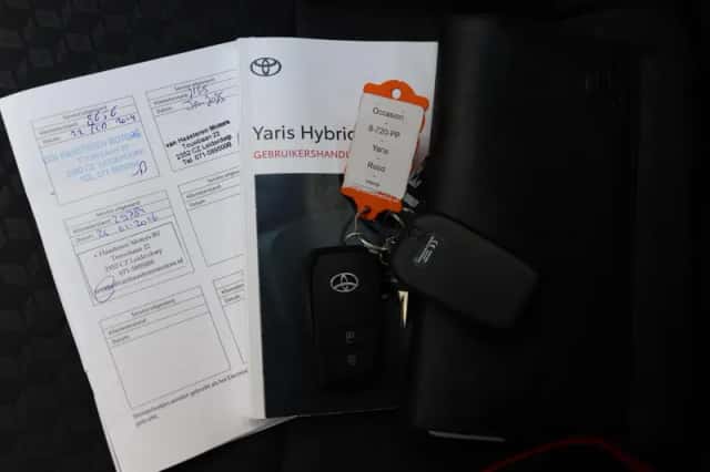 Toyota Yaris (2023) thumbnail 5