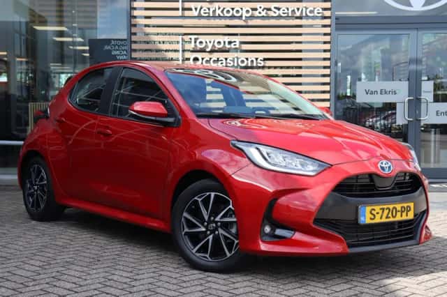 Toyota Yaris (2023) thumbnail 6