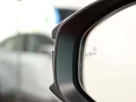 Toyota C-HR (2025) thumbnail 25