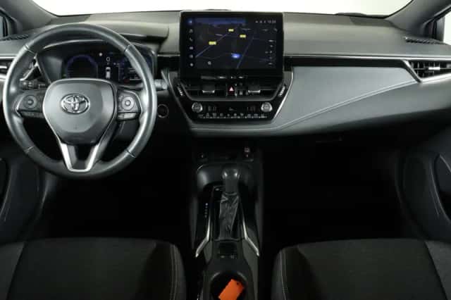 Toyota Corolla (2023) thumbnail 5