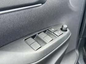 Toyota Yaris Cross (2025) thumbnail 21