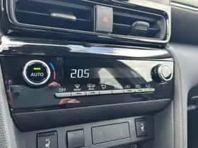 Toyota Yaris Cross (2025) thumbnail 24