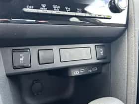 Toyota Yaris Cross (2025) thumbnail 6