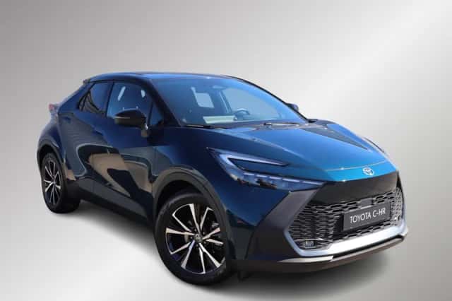 Toyota C-HR (2025) thumbnail 5