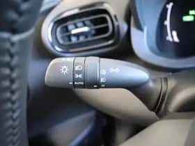 Toyota Yaris Cross (2025) thumbnail 21