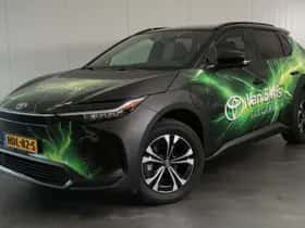 Toyota bZ4X (2025) thumbnail 4