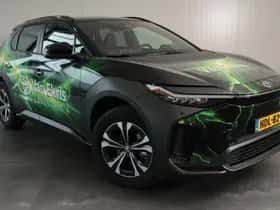 Toyota bZ4X (2025) thumbnail 6