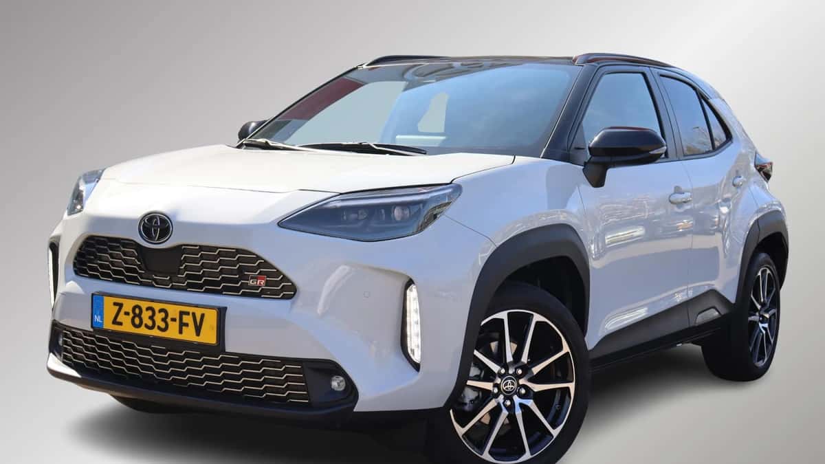 Toyota Yaris Cross (2024) — foto 1