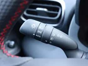 Toyota Yaris Cross (2024) thumbnail 25