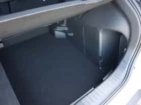 Toyota Yaris Cross (2024) thumbnail 38