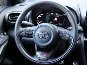 Toyota Yaris Cross (2024) thumbnail 40