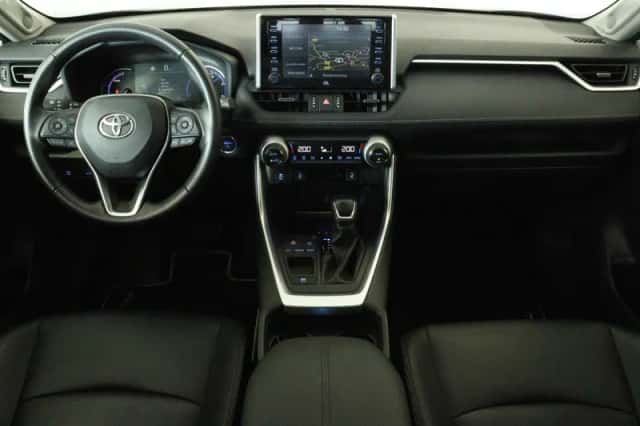 Toyota RAV4 (2021) thumbnail 4