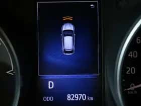 Toyota C-HR (2019) thumbnail 14