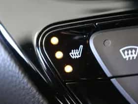 Toyota C-HR (2019) thumbnail 25