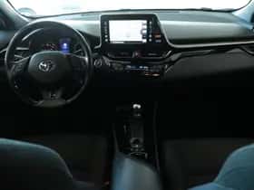 Toyota C-HR (2019) thumbnail 7