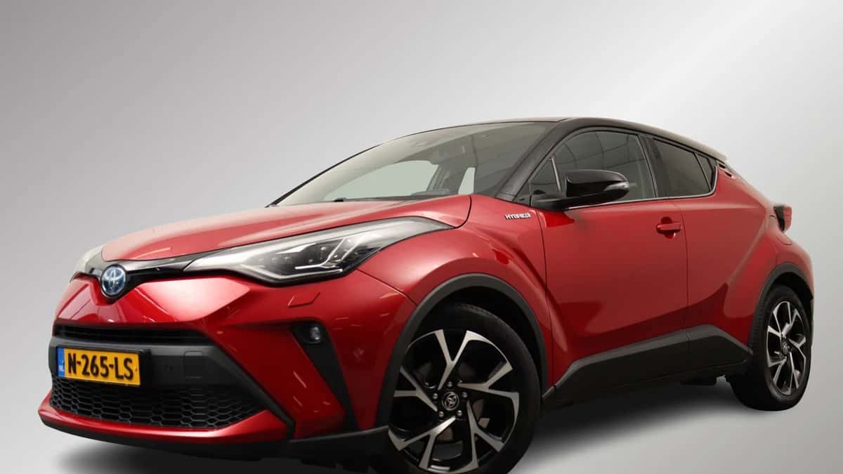 Toyota C-HR (2021) — foto 1