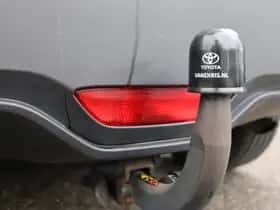 Toyota C-HR (2021) thumbnail 31