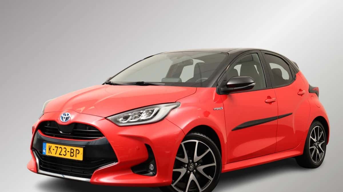 Toyota Yaris (2020) — foto 1