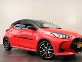 Toyota Yaris (2020) thumbnail 3