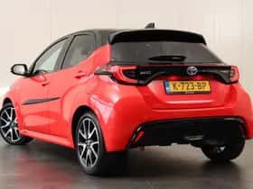 Toyota Yaris (2020) thumbnail 4